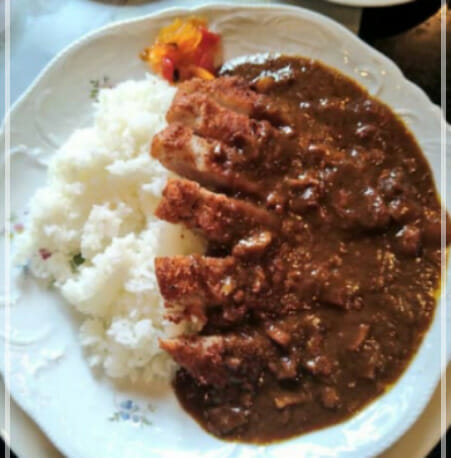 仲本工事の嫁じゅんかカレー店